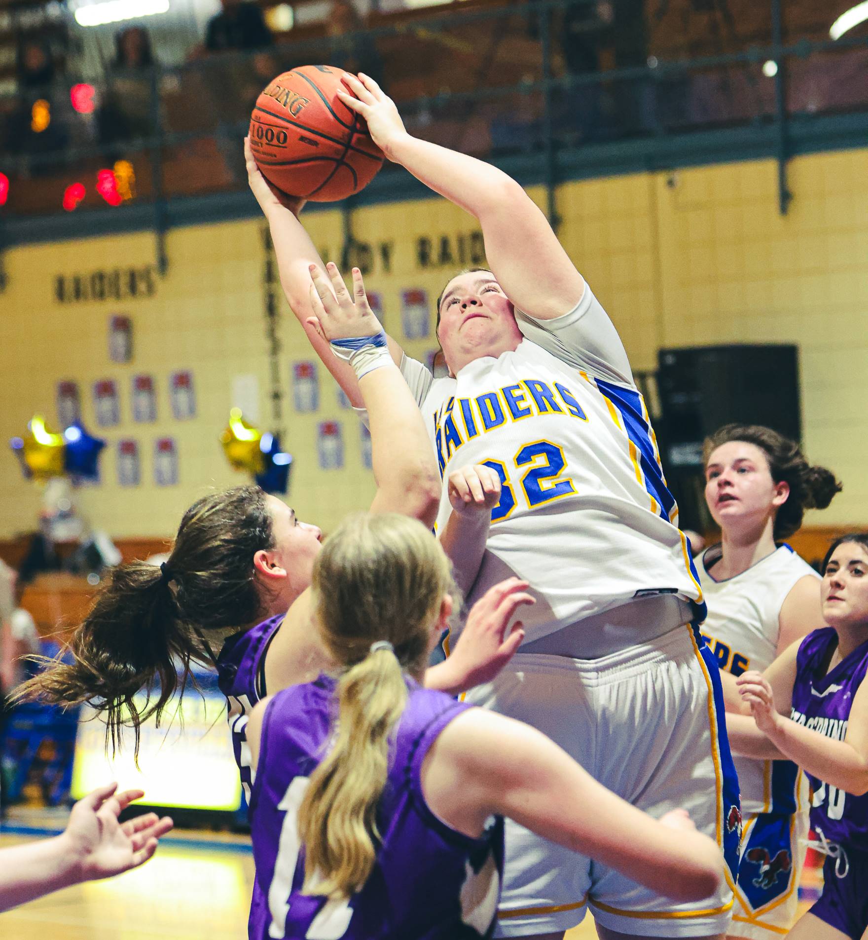 Girls Basketball rebound (Winter 2023-2024)